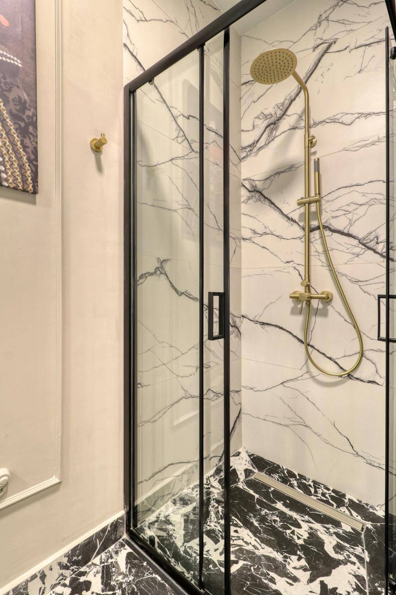 Herastrau Luxury Studios Bukarest Eksteriør billede